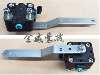 陜汽德龍重卡車駕駛室新款氣囊高度閥 DZ15221440037 DZ15221440038 04011459 DZ15221440037 190318000471 Truck Height Valve